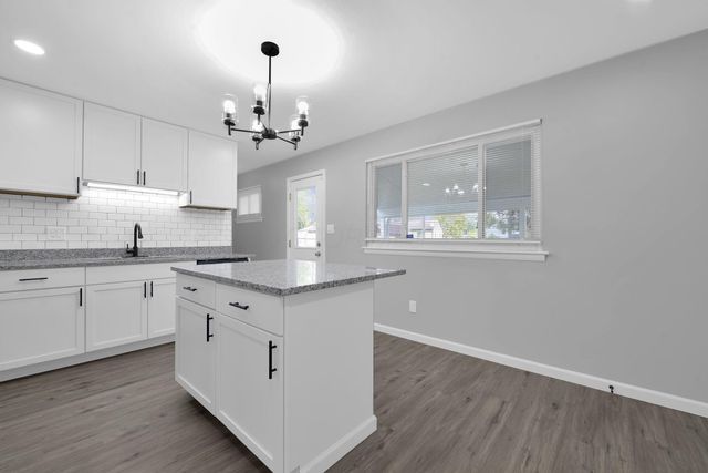 2496 Navarre Road, Columbus, OH 43207