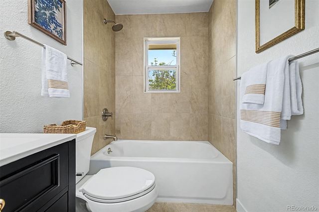 1768 Laredo Street, Aurora, CO 80011