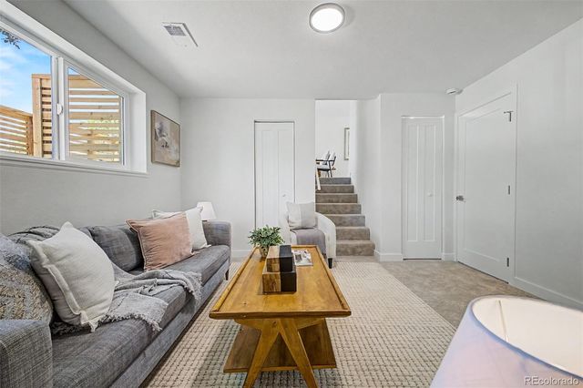 1768 Laredo Street, Aurora, CO 80011