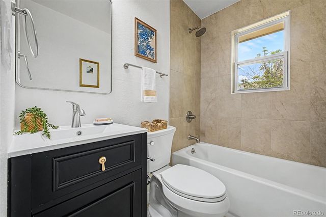 1768 Laredo Street, Aurora, CO 80011
