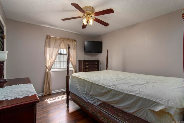 5618 Pecan Lake Road, Little Rock, AR 72204