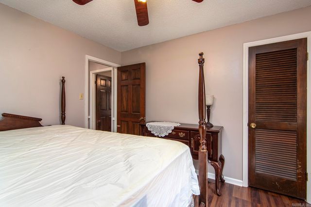 5618 Pecan Lake Road, Little Rock, AR 72204