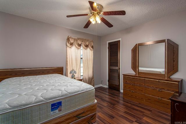 5618 Pecan Lake Road, Little Rock, AR 72204