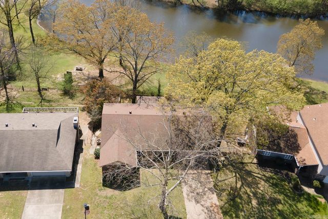 5618 Pecan Lake Road, Little Rock, AR 72204