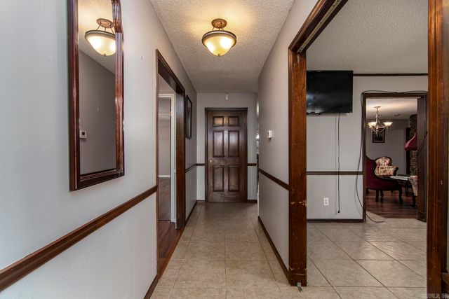 5618 Pecan Lake Road, Little Rock, AR 72204