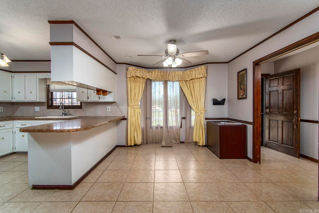 5618 Pecan Lake Road, Little Rock, AR 72204