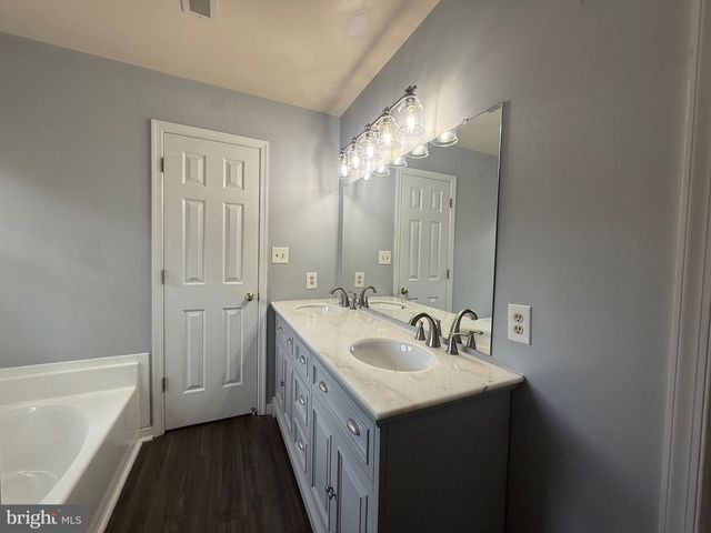 10002 ERLWOOD CT, Fredericksburg, VA 22407