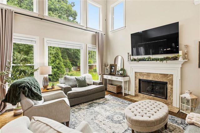 2838 Magnolia Creek Drive NW, Kennesaw, GA 30152