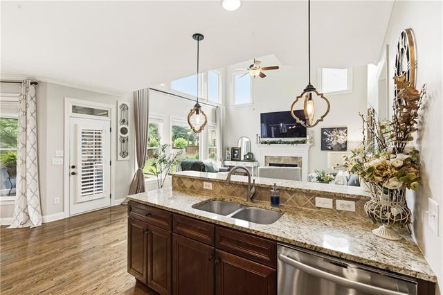2838 Magnolia Creek Drive NW, Kennesaw, GA 30152