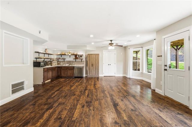 2838 Magnolia Creek Drive NW, Kennesaw, GA 30152
