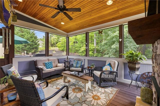 2838 Magnolia Creek Drive NW, Kennesaw, GA 30152