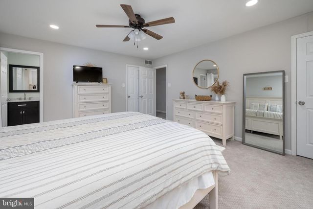 23 GATE RD, Tabernacle, NJ 08088