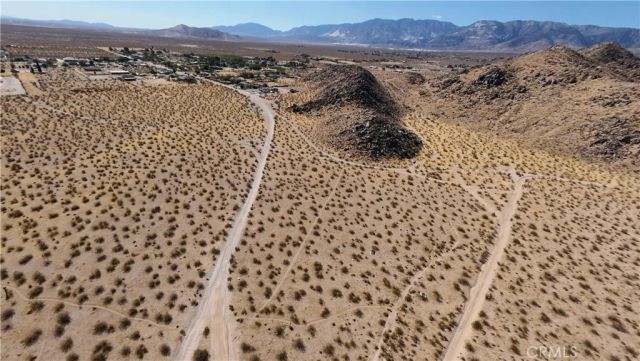 1 Trade Post, Lucerne Valley, CA 92356