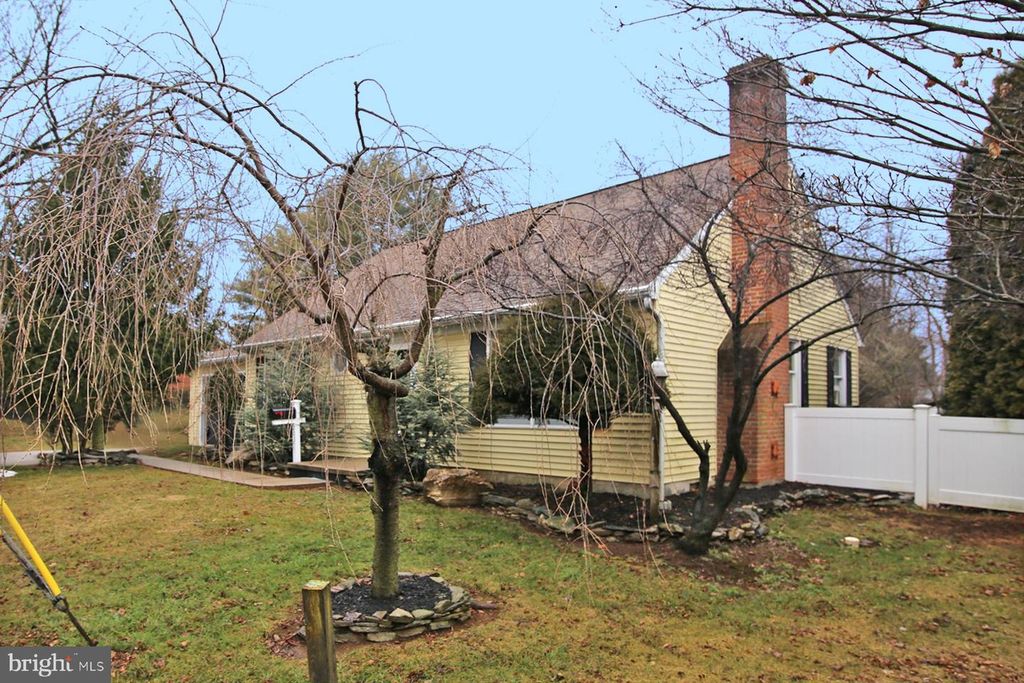 203 ELM ST, Lebanon, PA 17042