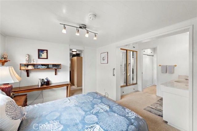 114 Yorktown, Newport Beach, CA 92660