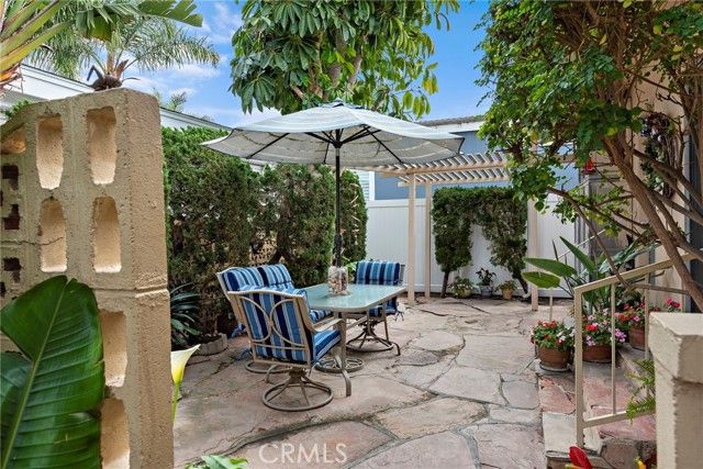 114 Yorktown, Newport Beach, CA 92660