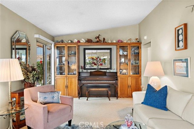 114 Yorktown, Newport Beach, CA 92660