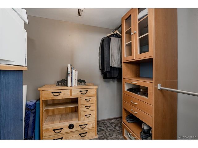 790 N Washington St 1501, Denver, CO 80203