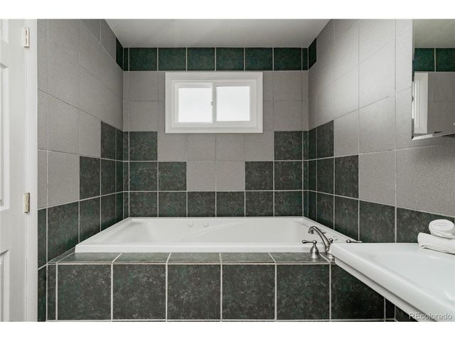 790 N Washington St 1501, Denver, CO 80203