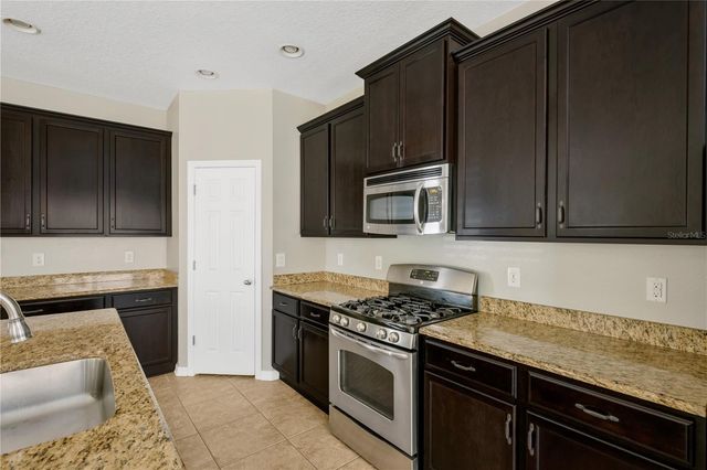 16414 EGRET CROSSING LANE, Lithia, FL 33547