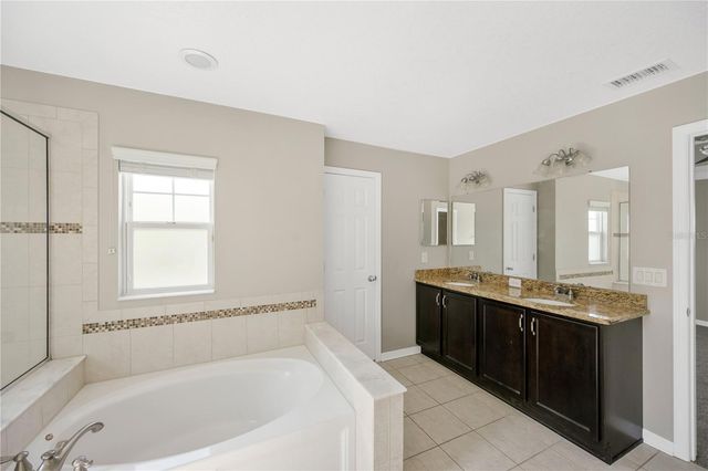 16414 EGRET CROSSING LANE, Lithia, FL 33547