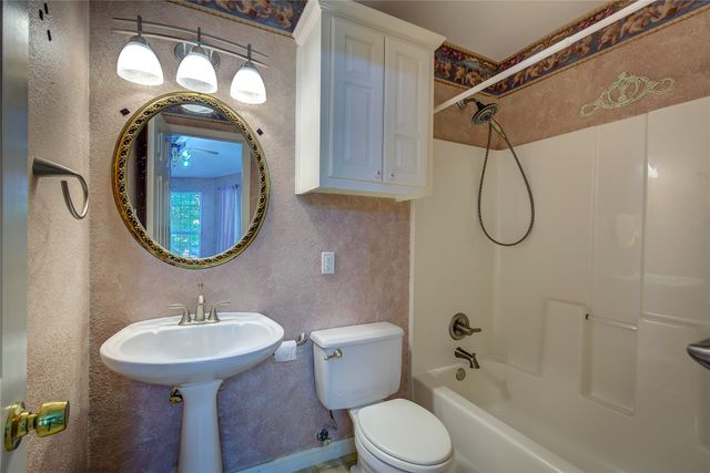 2160 W Fm 550, Mclendon Chisholm, TX 75032
