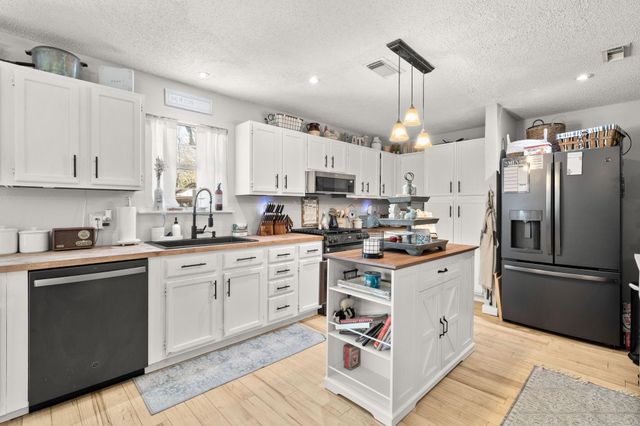 29905 Elm Lane, Magnolia, TX 77354