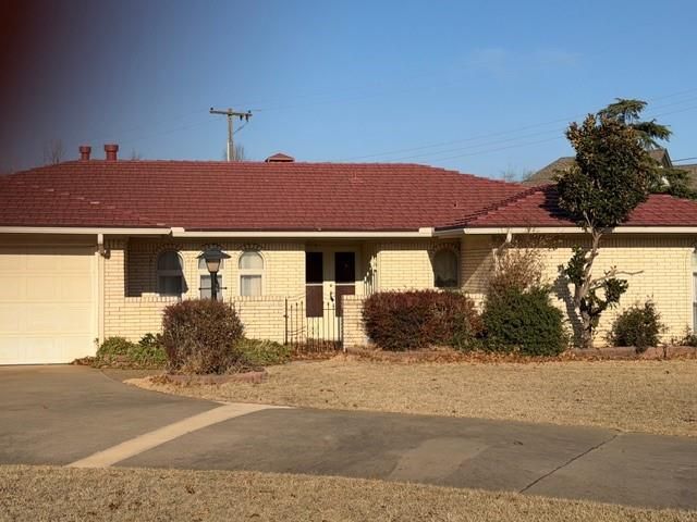 900 Amity Lane, El Reno, OK 73036