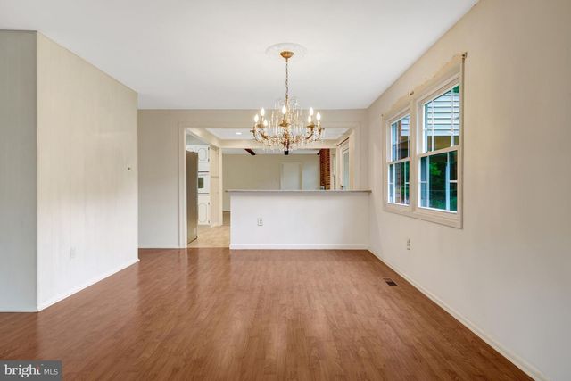 4315 MARKWOOD LN, Fairfax, VA 22033