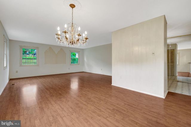 4315 MARKWOOD LN, Fairfax, VA 22033