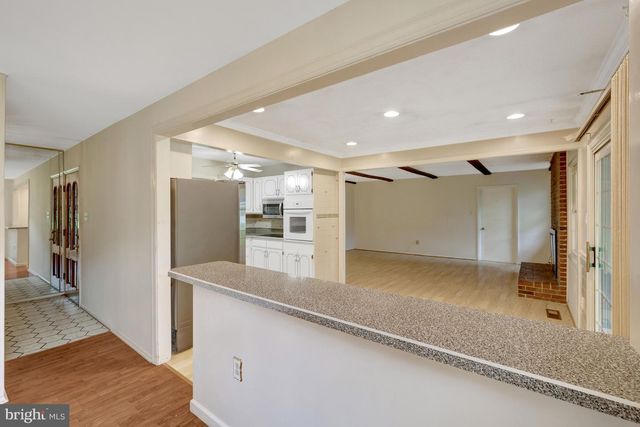 4315 MARKWOOD LN, Fairfax, VA 22033