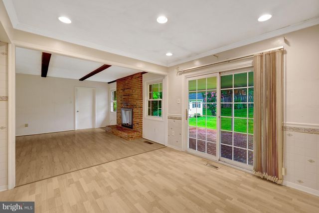 4315 MARKWOOD LN, Fairfax, VA 22033