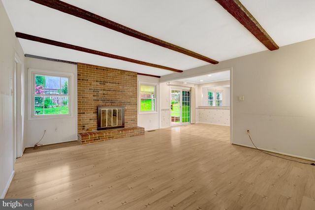 4315 MARKWOOD LN, Fairfax, VA 22033