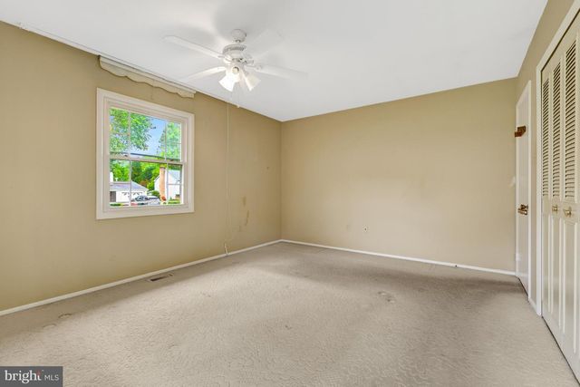 4315 MARKWOOD LN, Fairfax, VA 22033
