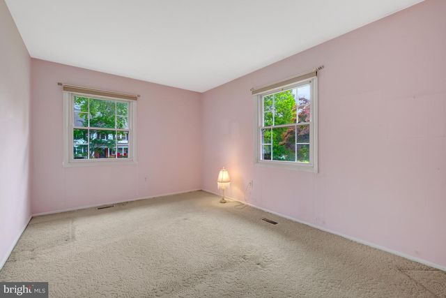 4315 MARKWOOD LN, Fairfax, VA 22033