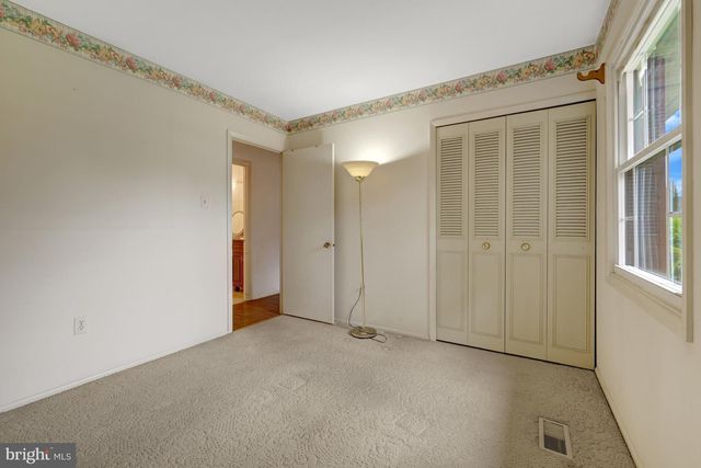 4315 MARKWOOD LN, Fairfax, VA 22033