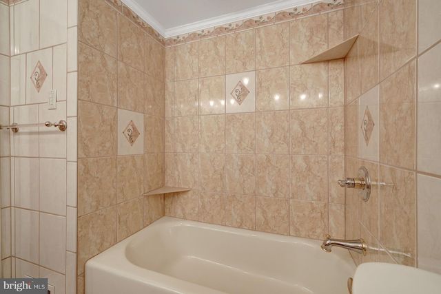4315 MARKWOOD LN, Fairfax, VA 22033
