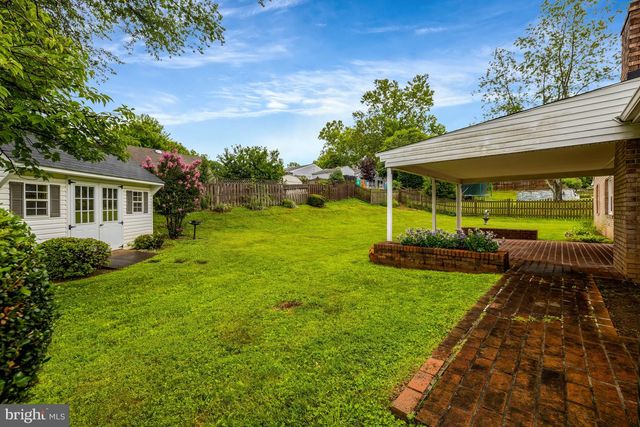 4315 MARKWOOD LN, Fairfax, VA 22033