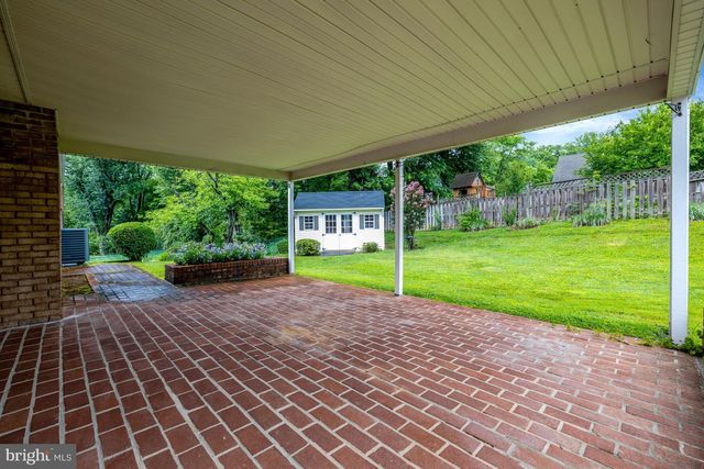 4315 MARKWOOD LN, Fairfax, VA 22033