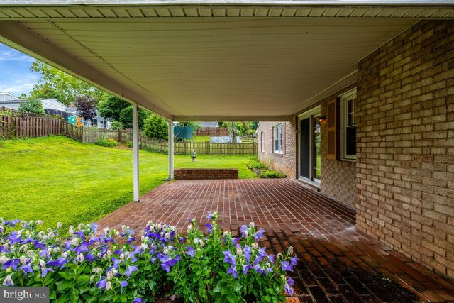 4315 MARKWOOD LN, Fairfax, VA 22033