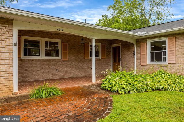 4315 MARKWOOD LN, Fairfax, VA 22033