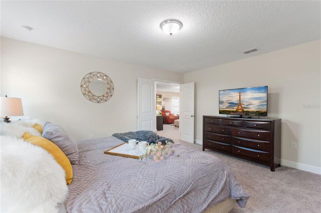 5120 OAKBOURNE AVENUE, Davenport, FL 33837