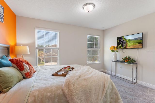 5120 OAKBOURNE AVENUE, Davenport, FL 33837