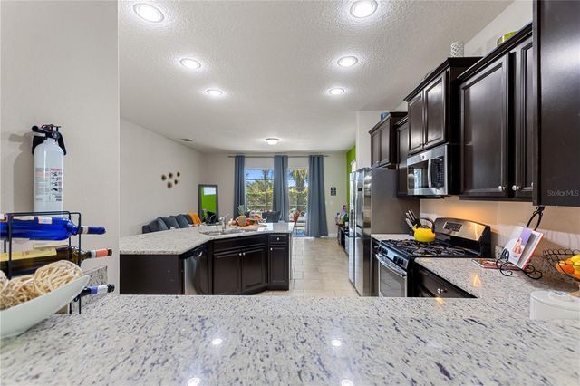 5120 OAKBOURNE AVENUE, Davenport, FL 33837