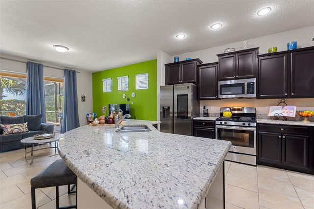 5120 OAKBOURNE AVENUE, Davenport, FL 33837