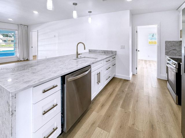 2101 N 56th Ave, Hollywood, FL 33021