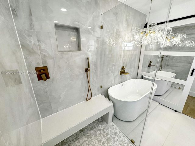 2101 N 56th Ave, Hollywood, FL 33021