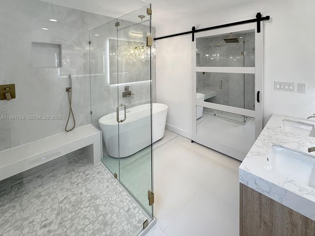 2101 N 56th Ave, Hollywood, FL 33021