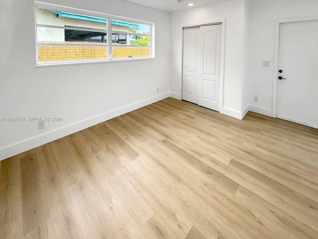 2101 N 56th Ave, Hollywood, FL 33021