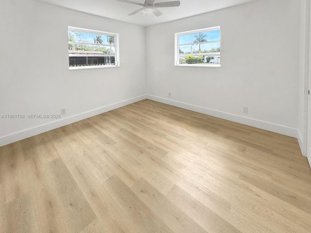 2101 N 56th Ave, Hollywood, FL 33021